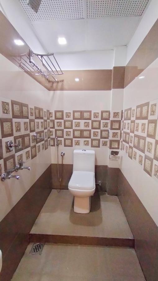 Railview Residency Hotel Alappuzha Exterior foto